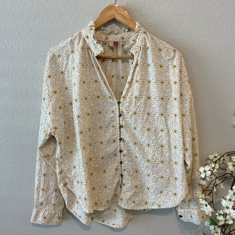 Pilcro Embroidered Floral Long Sleeve Top S